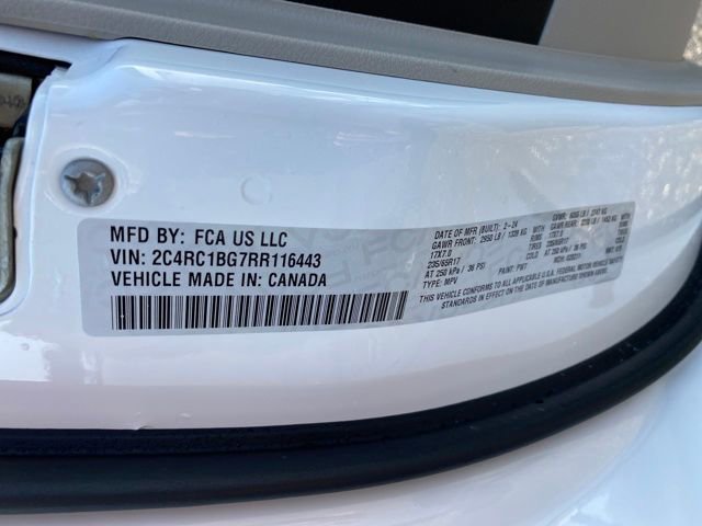 Used 2024 Chrysler Pacifica Touring-L image 25