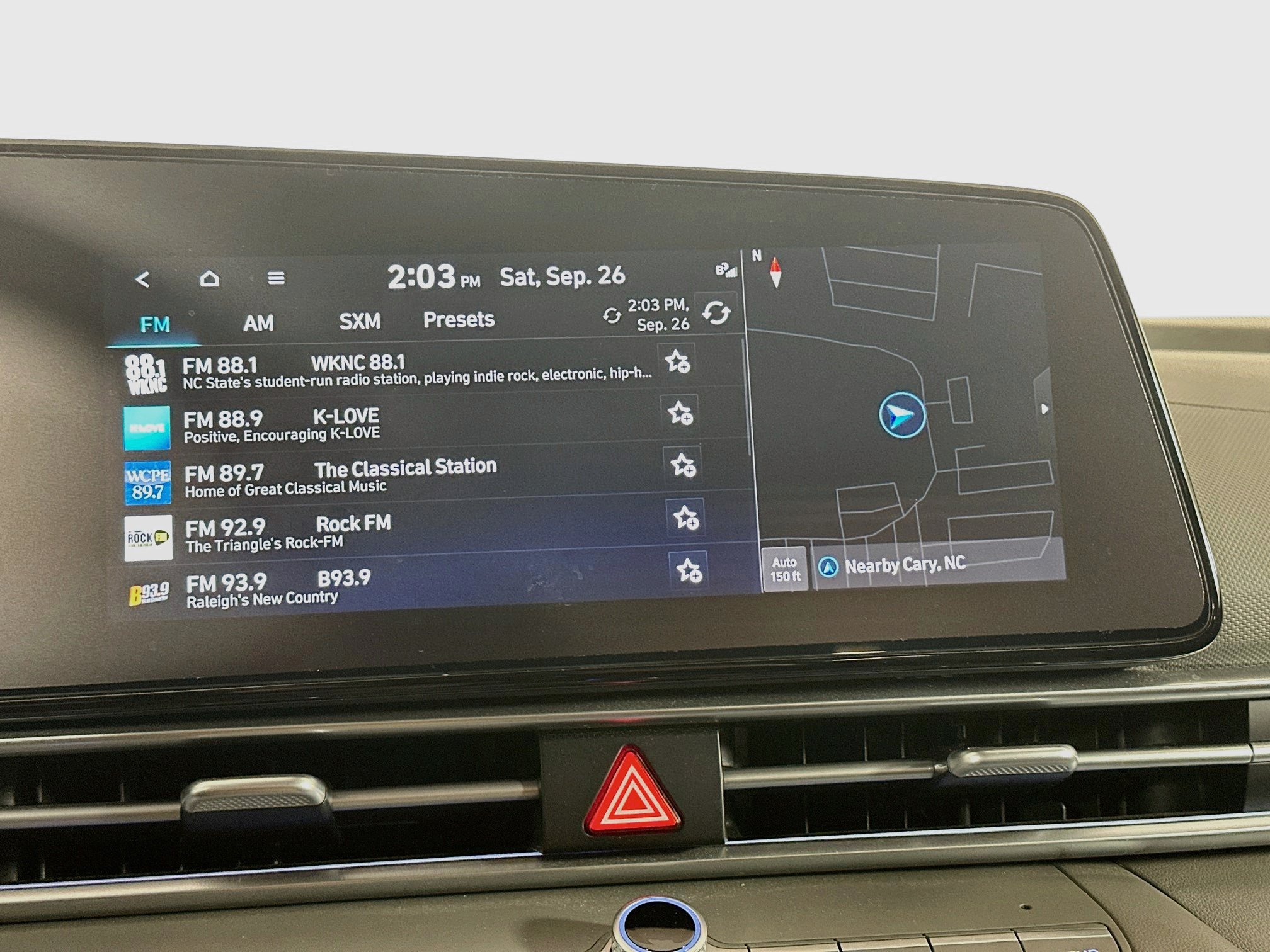 Used 2024 Hyundai Elantra SEL FWD image 21