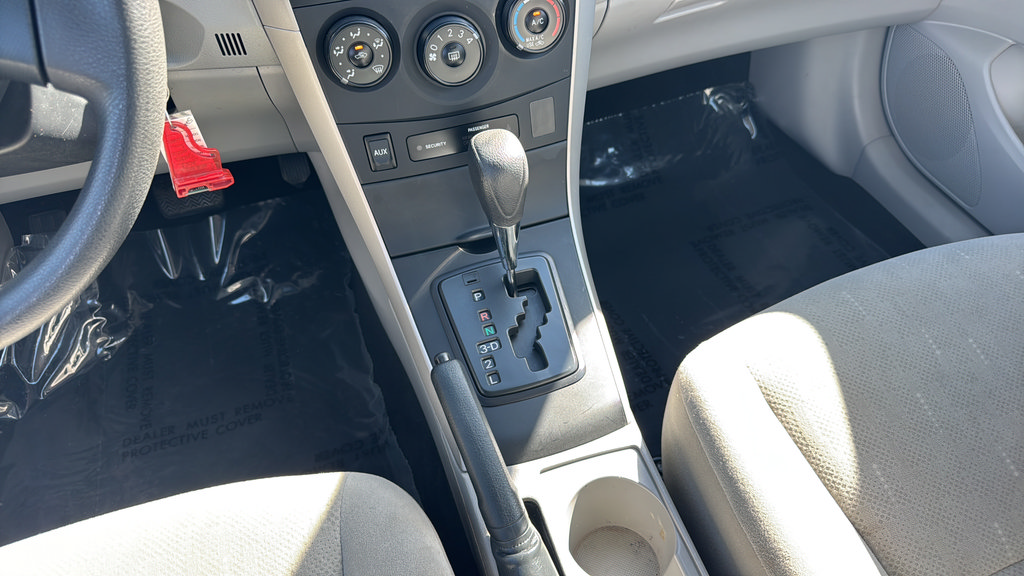 Used 2013 Toyota Corolla L FWD image 22