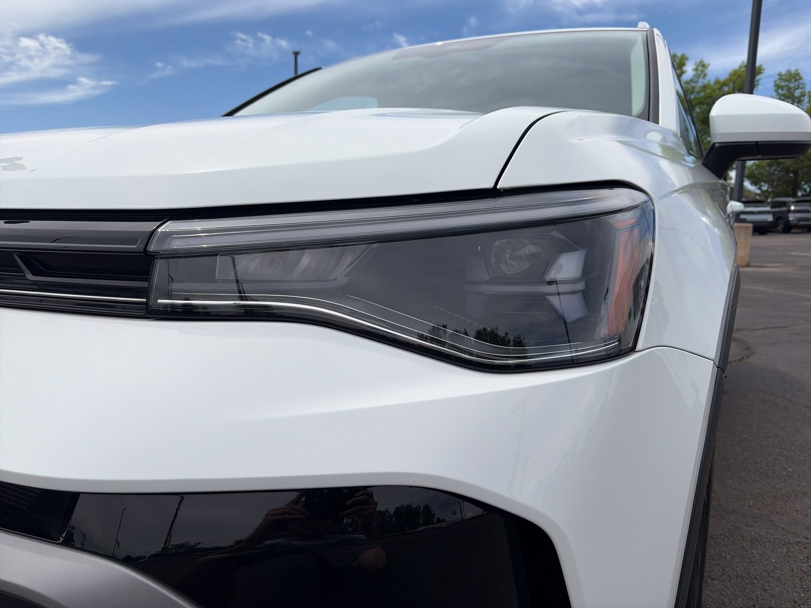 Certified 2025 Volkswagen Taos SE AWD/4WD image 9