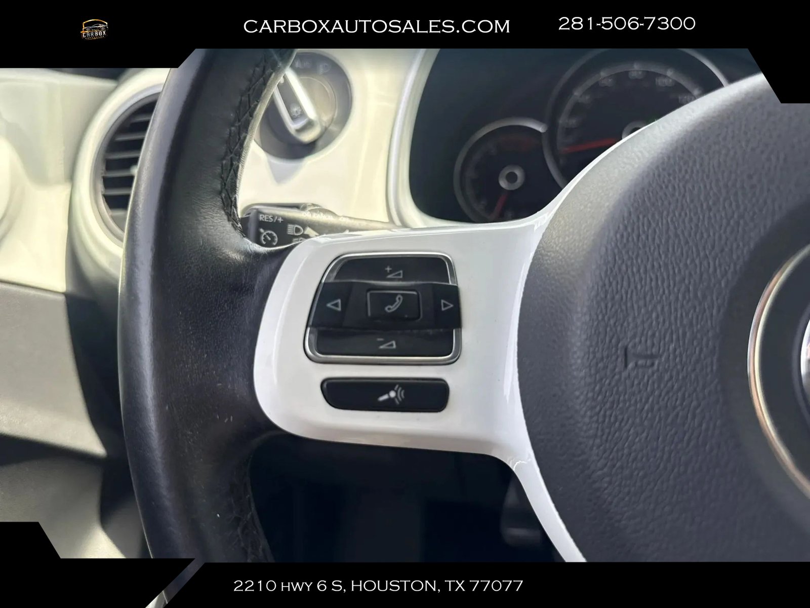 Used 2019 Volkswagen Beetle 2.0T SE FWD image 13