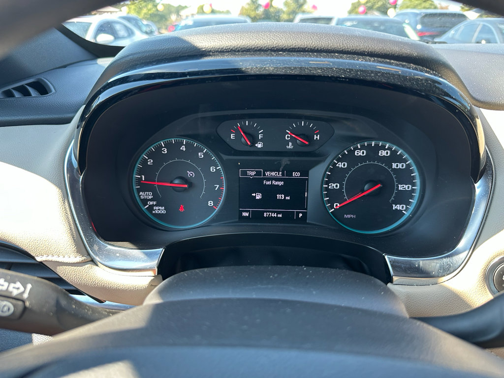 Used 2022 Chevrolet Traverse LS image 18