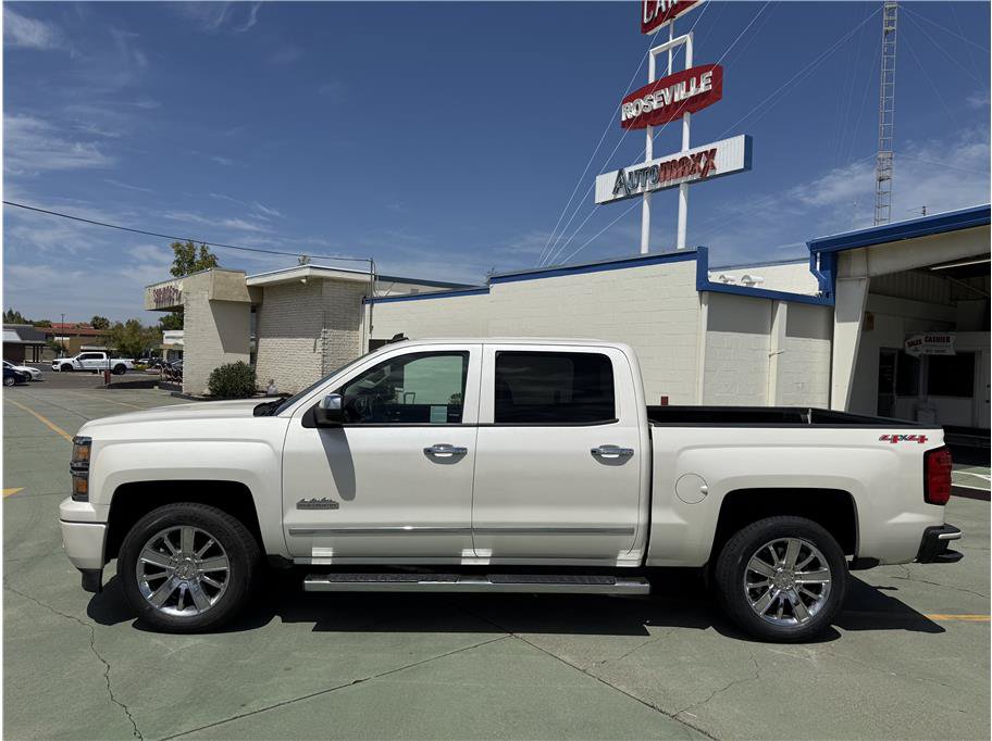 Used 2014 Chevrolet Silverado 1500 High Country w/ High Country Premium Package AWD/4WD image 9