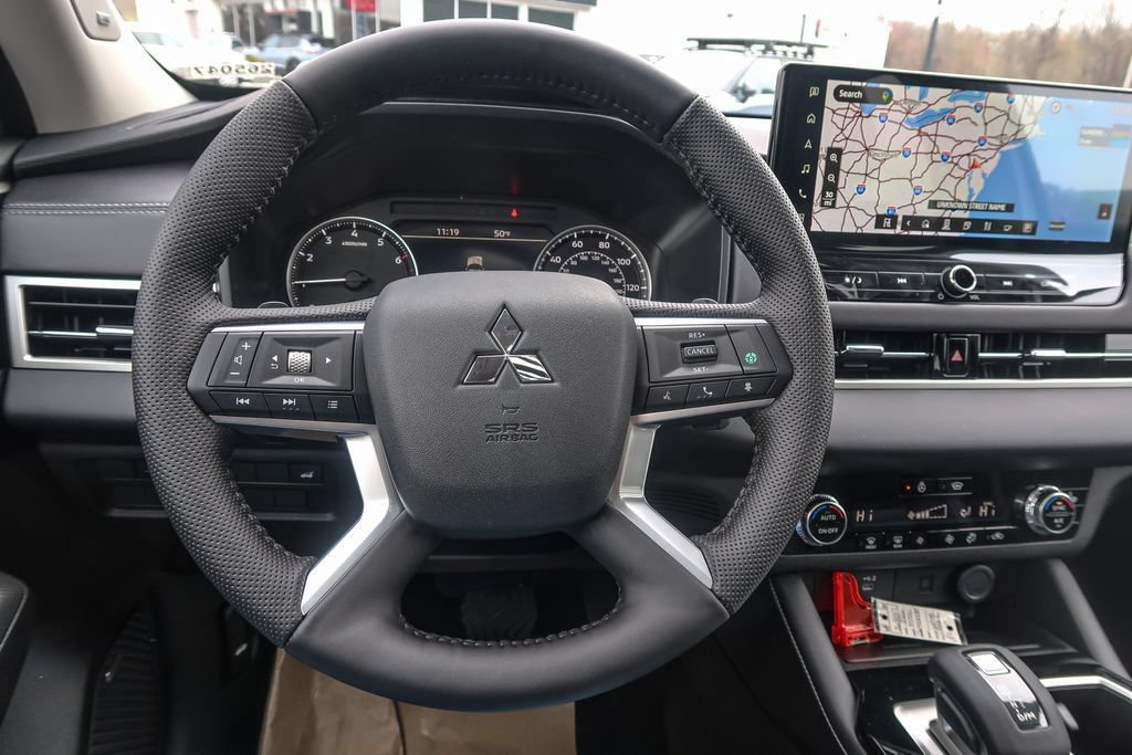 New 2026 Mitsubishi Outlander AWD image 29