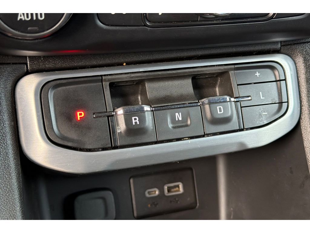 Used 2021 GMC Acadia SLE w/ Driver Convenience Package FWD image 26