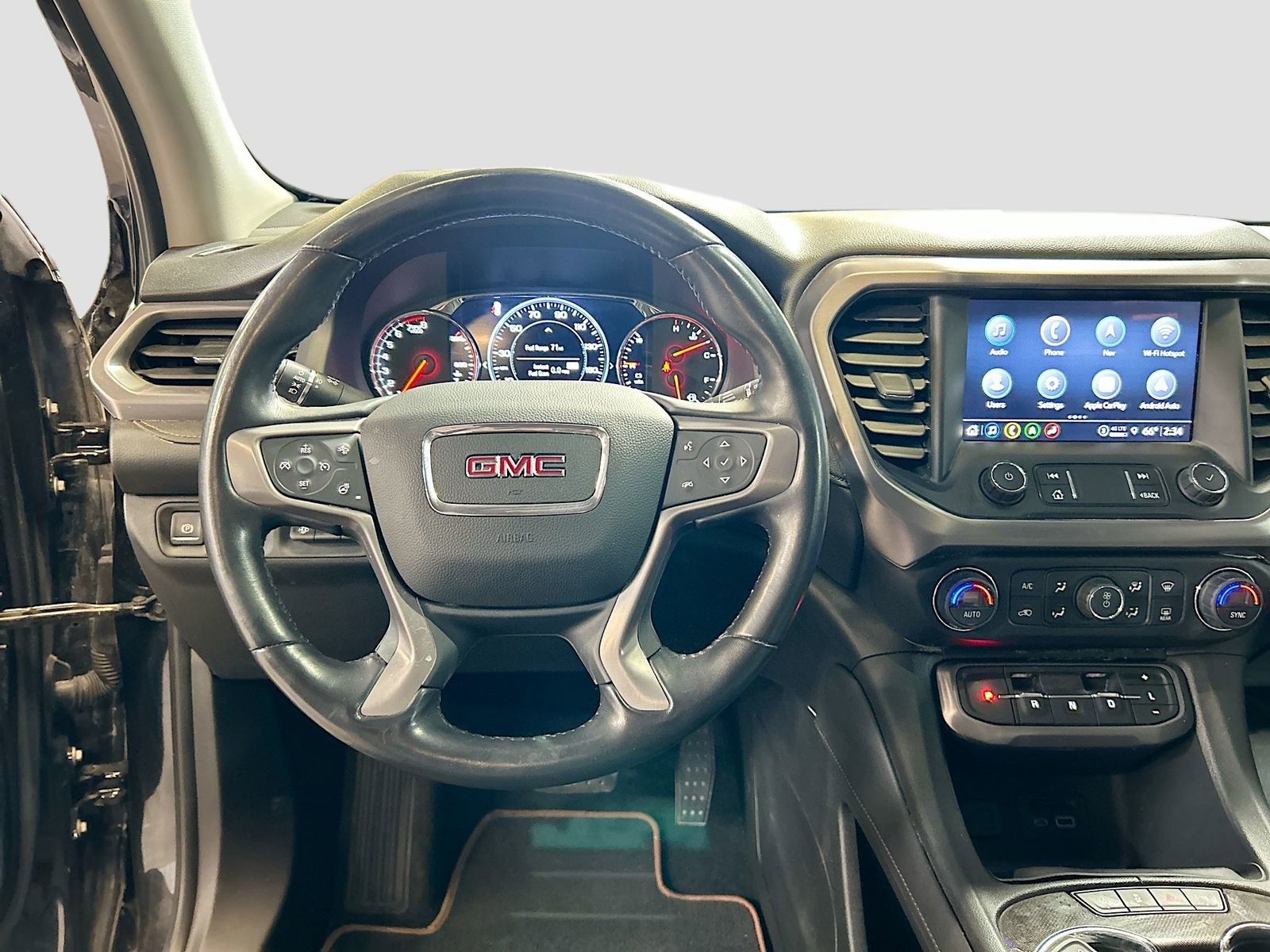 Used 2021 GMC Acadia AT4 w/ Technology Package image 23