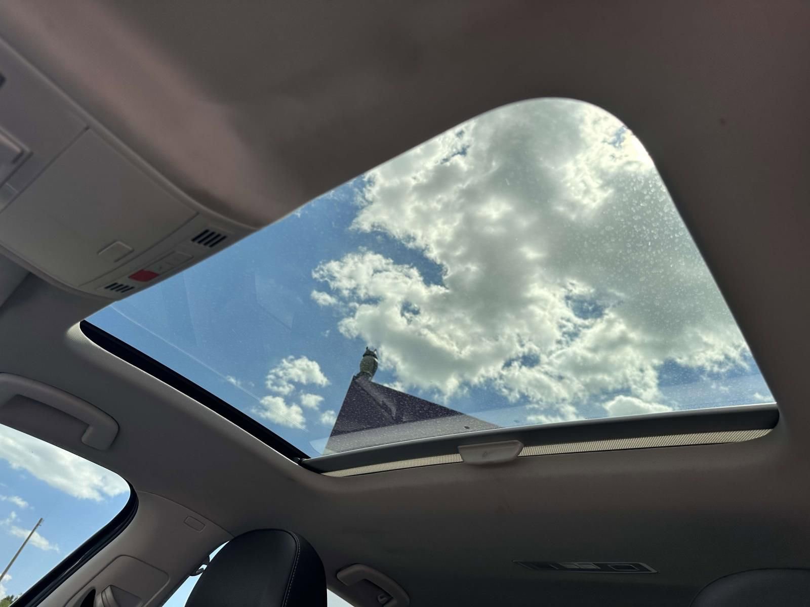 Used 2015 Volkswagen Golf TDI SEL image 15