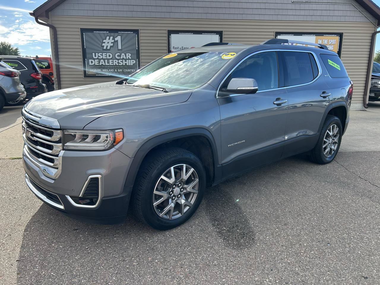 Used 2022 GMC Acadia SLT w/ LPO, Roadside Safety Package