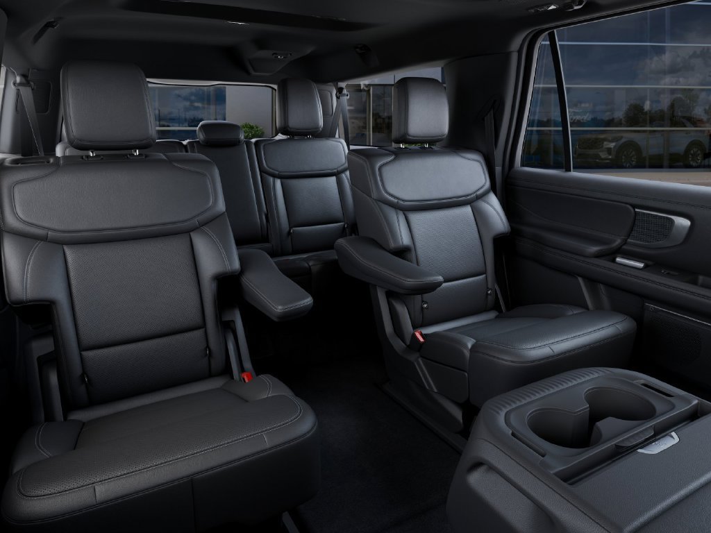 New 2027 Ford Expedition Max Platinum w/ Stealth Performance Package AWD/4WD image 11