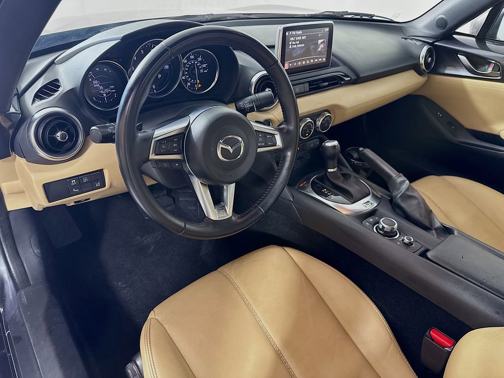 Used 2016 MAZDA MX-5 Miata Grand Touring RWD image 9