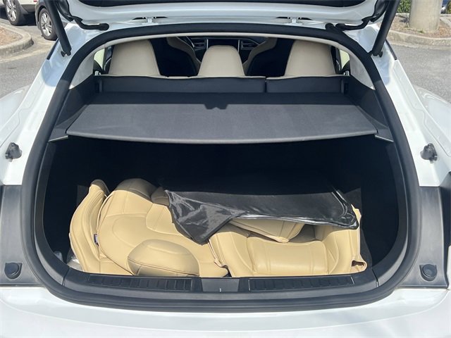 Used 2015 Tesla Model S 85 image 19