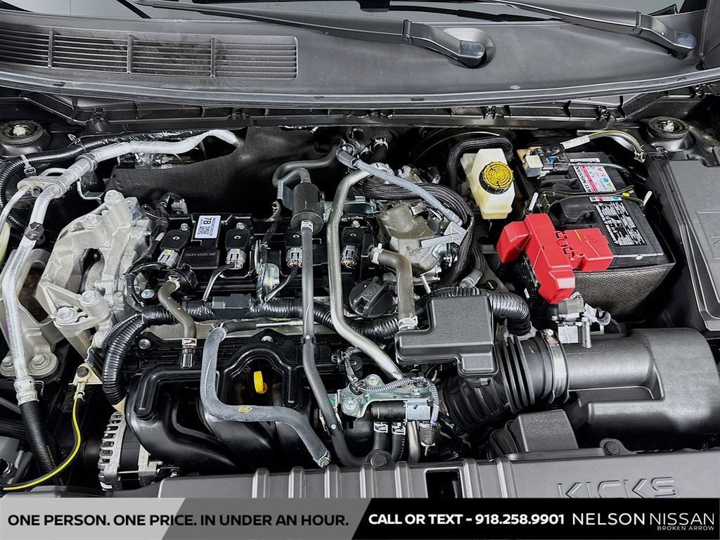 Certified 2025 Nissan Kicks SV AWD/4WD image 26