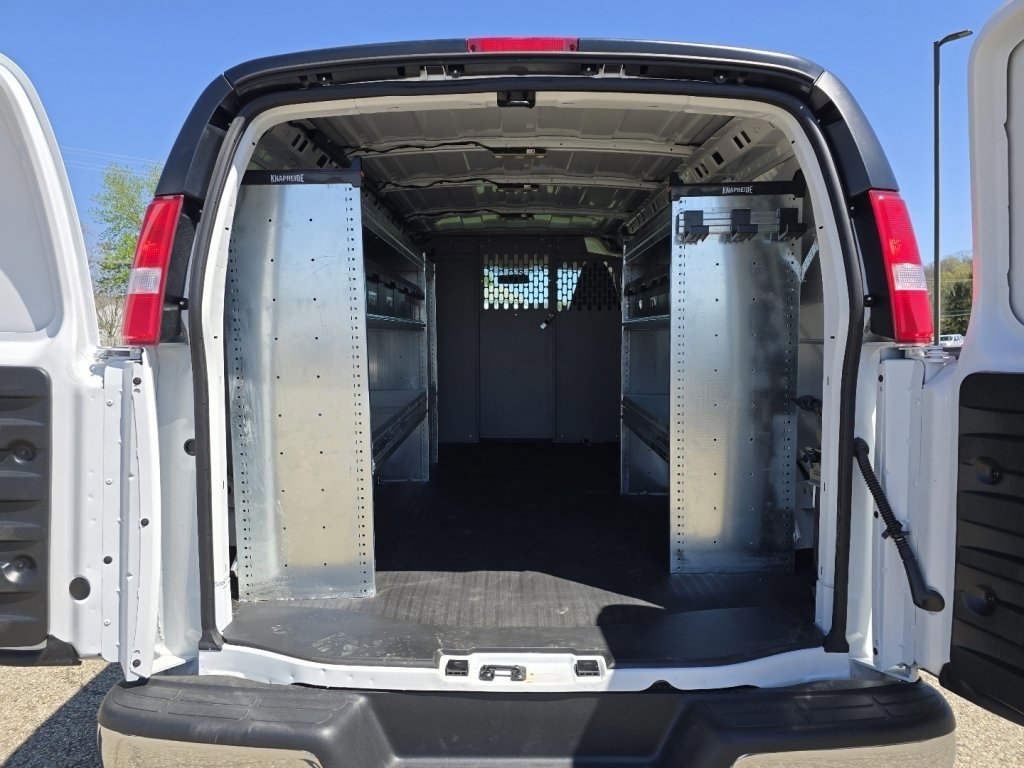 New 2026 Chevrolet Express 2500 w/ Driver Convenience Package image 9