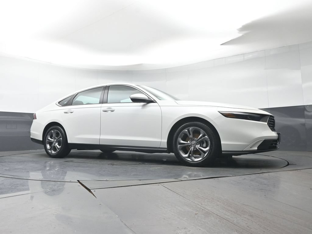 Certified 2024 Honda Accord EX image 34