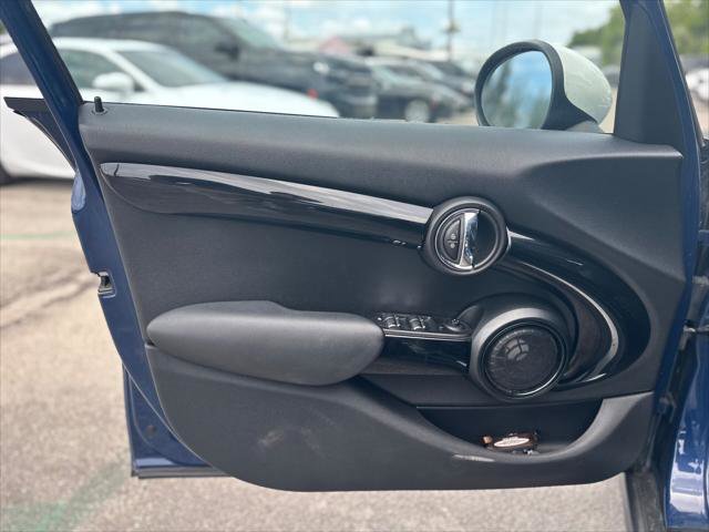 Used 2016 MINI Cooper S FWD image 13