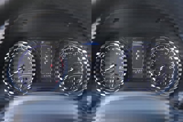 Used 2020 Toyota Camry SE image 25