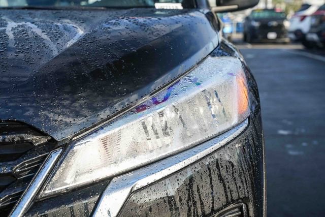 Used 2023 Nissan Kicks S image 10