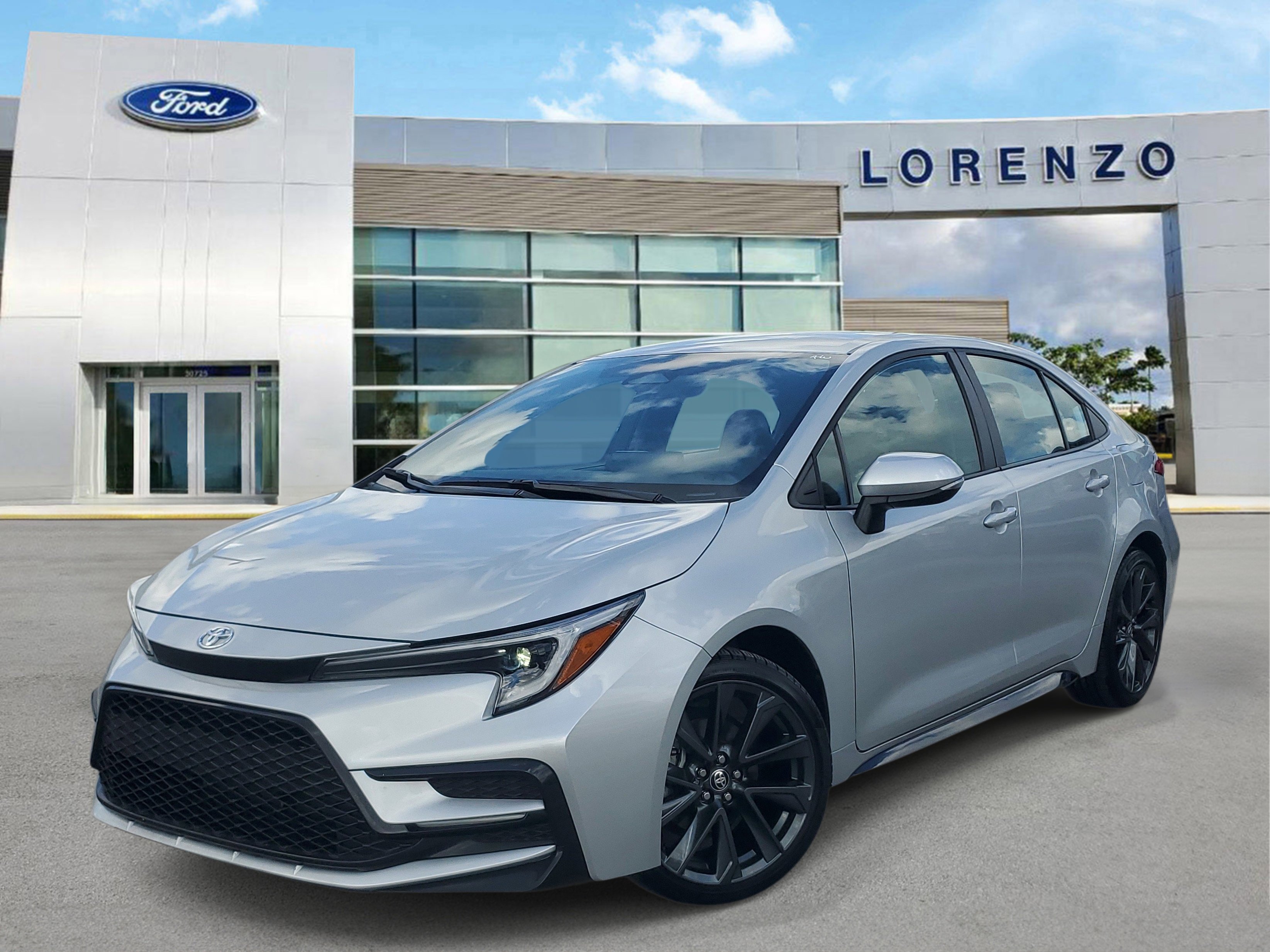 Used 2025 Toyota Corolla SE image 1