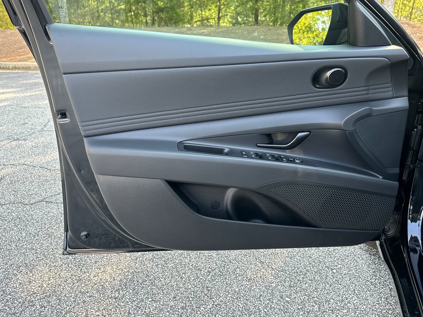 New 2025 Hyundai Elantra Sport image 10