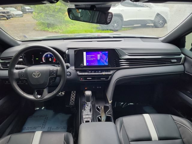 Used 2025 Toyota Camry SE FWD image 10