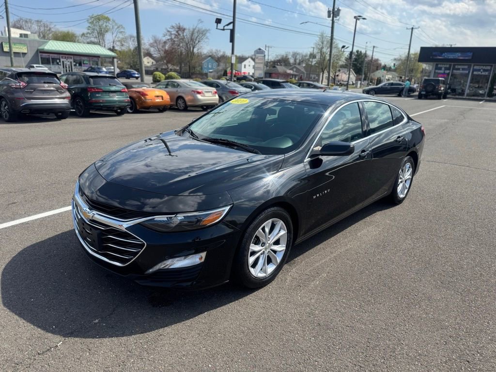 Used 2020 Chevrolet Malibu LT FWD image 1