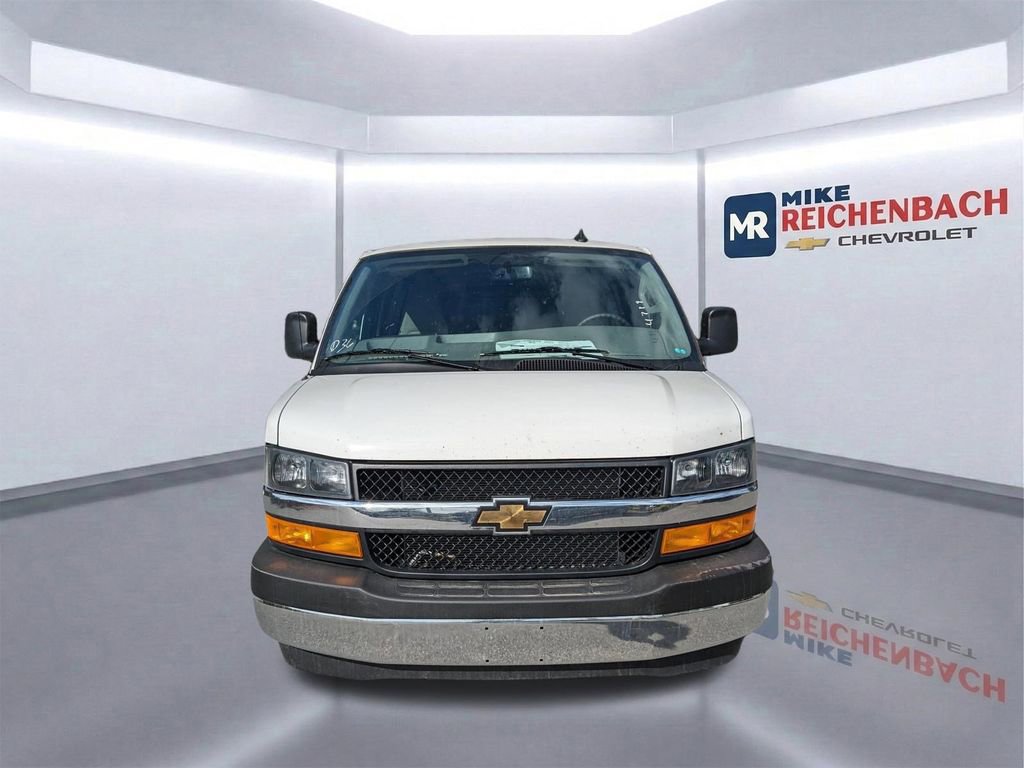 New 2025 Chevrolet Express 3500 Extended w/ Driver Convenience Package image 10