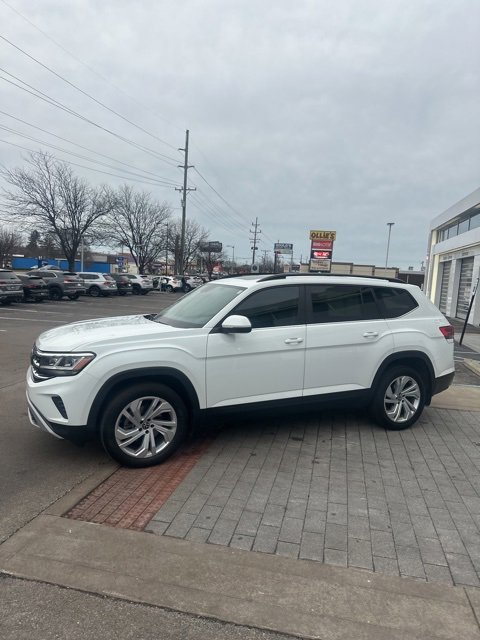 Used 2023 Volkswagen Atlas SE w/ Panoramic Sunroof Package image 22
