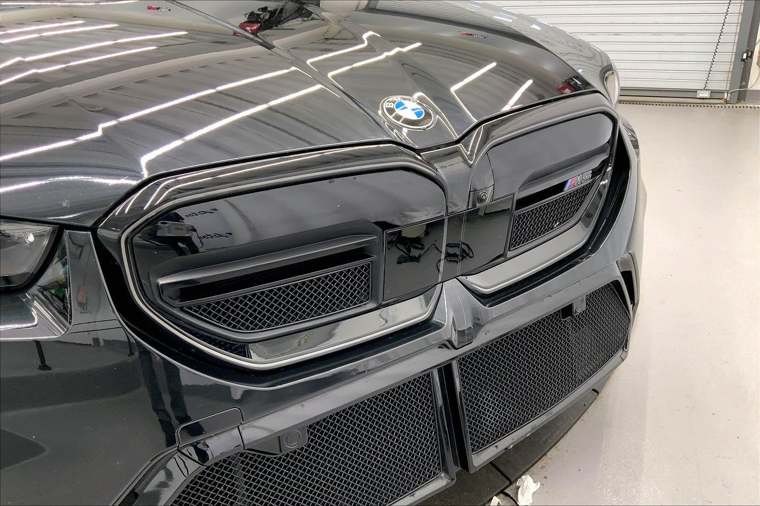 Used 2025 BMW M5 w/ Executive Package AWD/4WD image 30