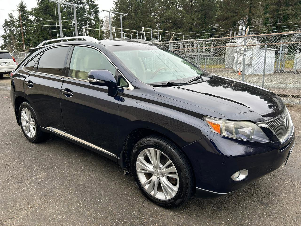 Used 2010 Lexus RX 450h AWD image 3