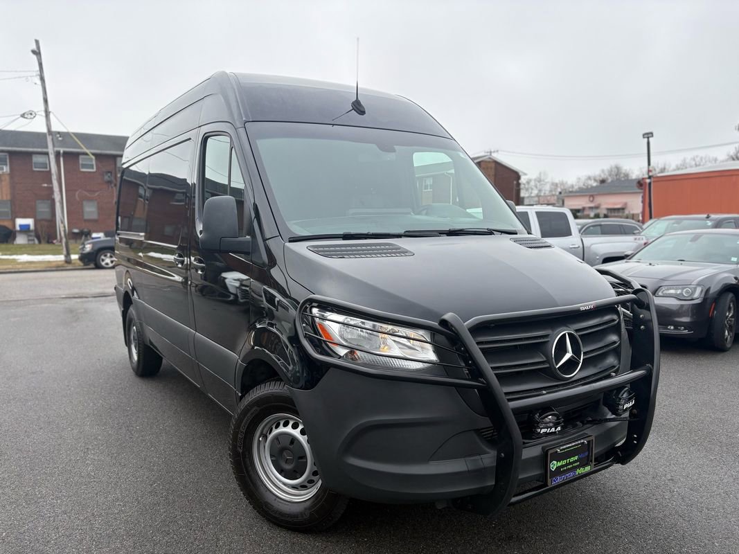 Used 2021 Mercedes-Benz Sprinter 2500 w/ Comfort Plus Package image 3