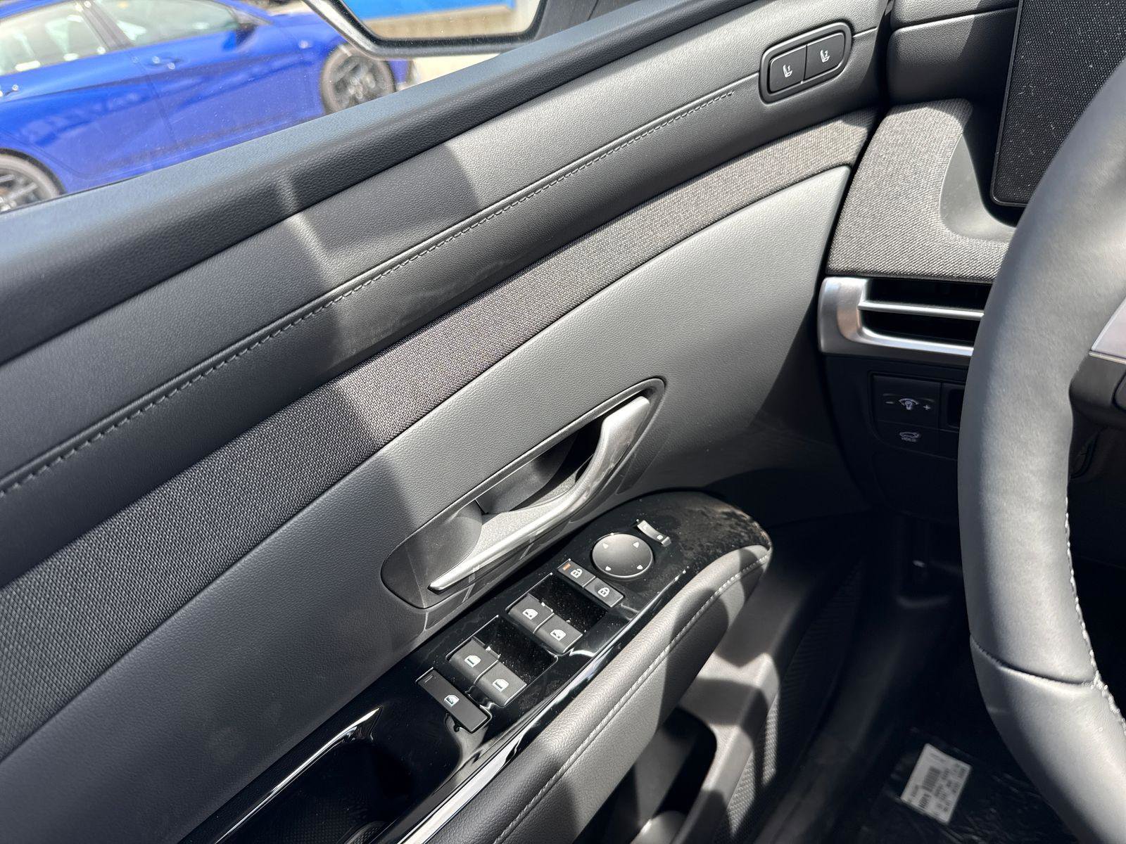 New 2026 Hyundai Tucson Limited AWD/4WD image 9