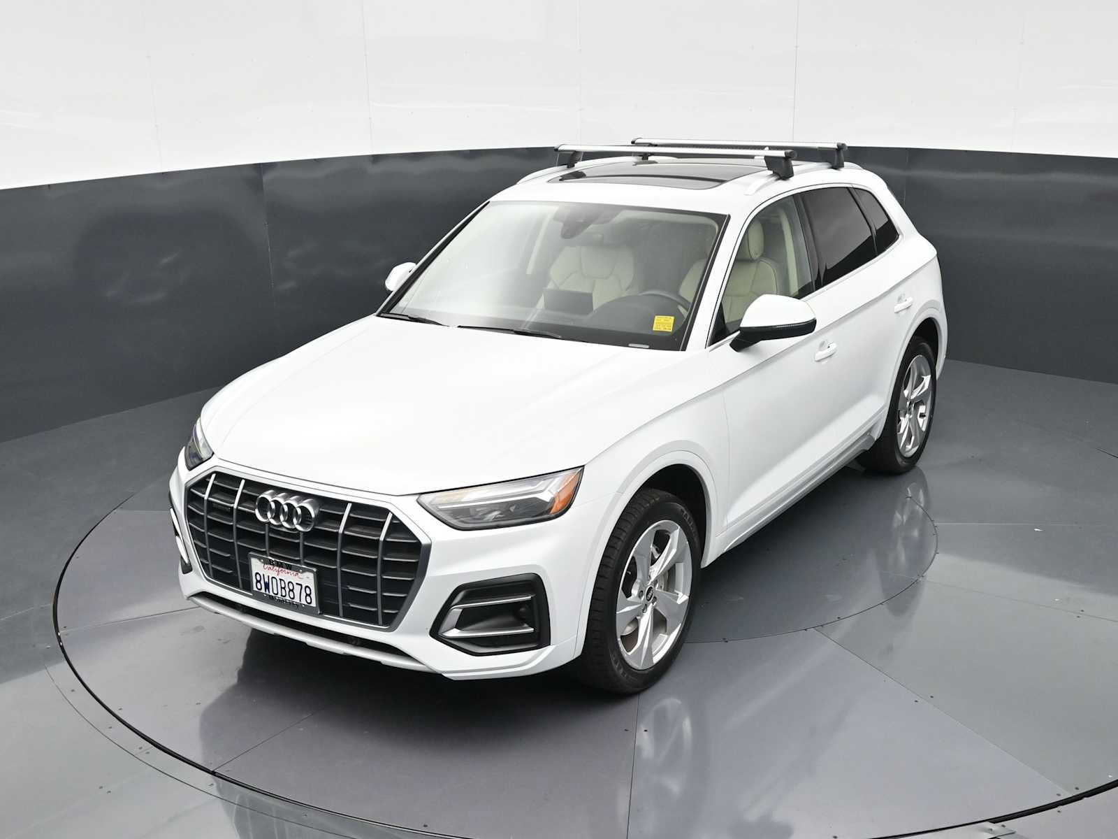 Used 2021 Audi Q5 2.0T Premium Plus w/ Premium Plus Package AWD/4WD image 16