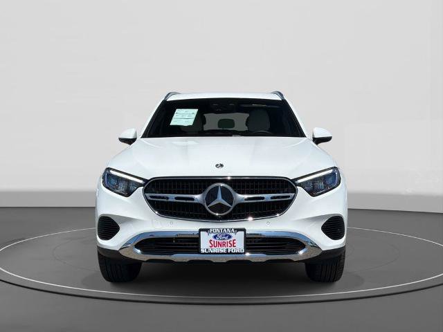 Used 2025 Mercedes-Benz GLC 350e 4MATIC image 3