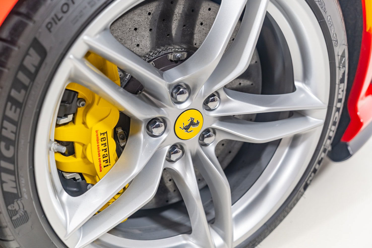 Certified 2023 Ferrari 812 GTS RWD image 44