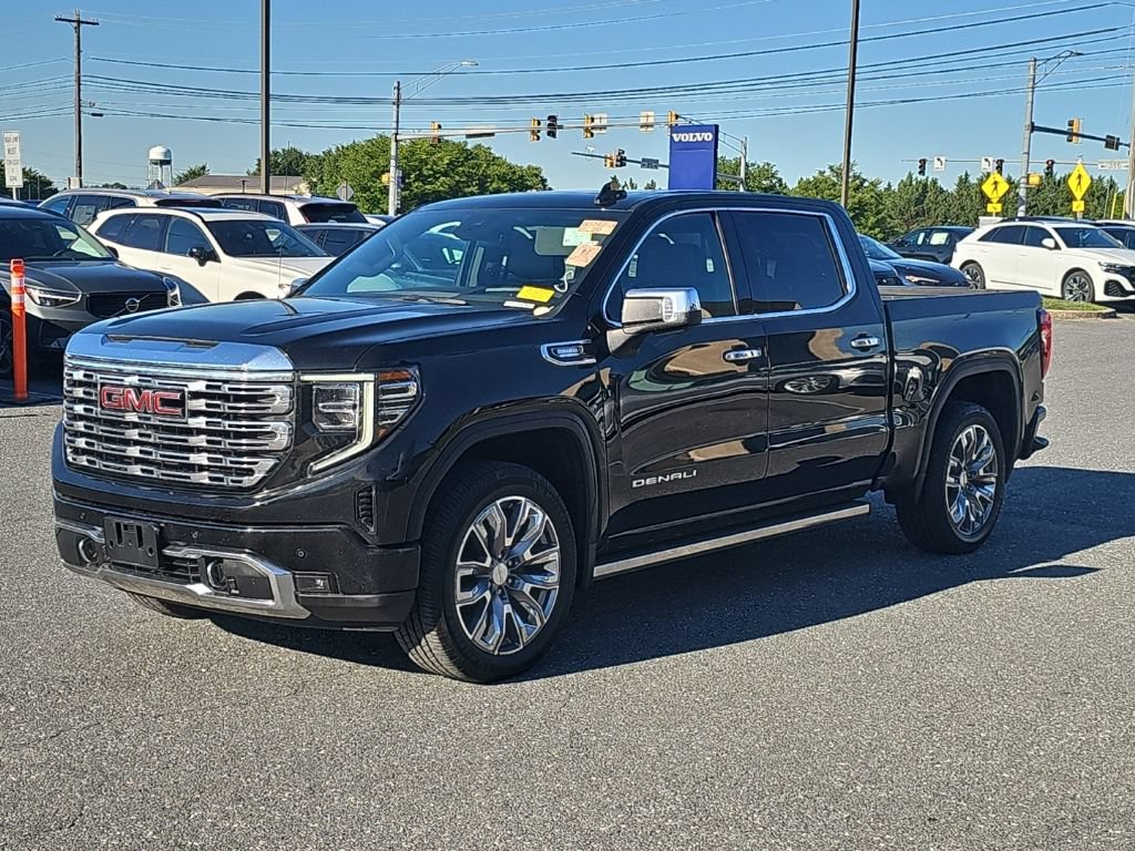 Used 2023 GMC Sierra 1500 Denali w/ Denali Reserve Package AWD/4WD image 16