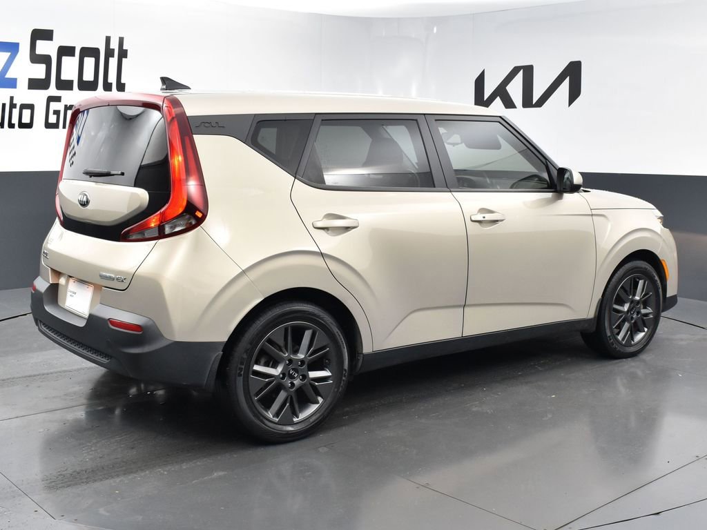Used 2020 Kia Soul EX image 5