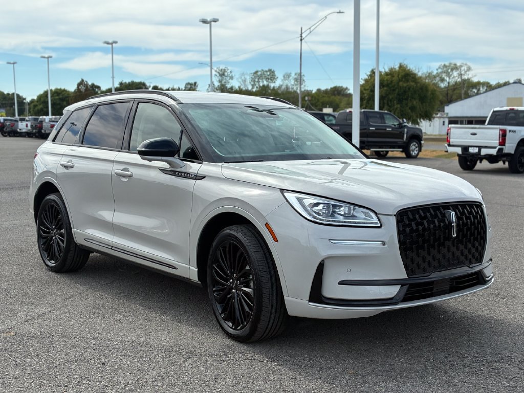 Used 2023 Lincoln Corsair Reserve w/ Equipment Group 201A