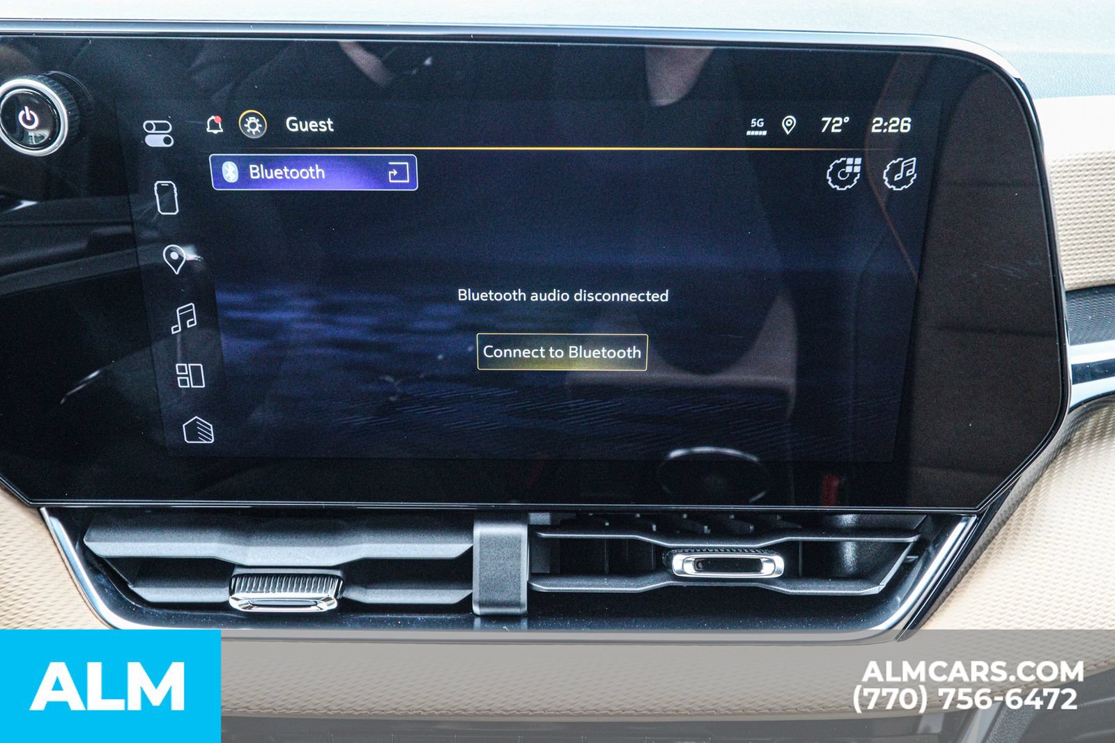 Used 2025 Chevrolet Equinox ACTIV w/ Safety and Technology Package AWD/4WD image 43