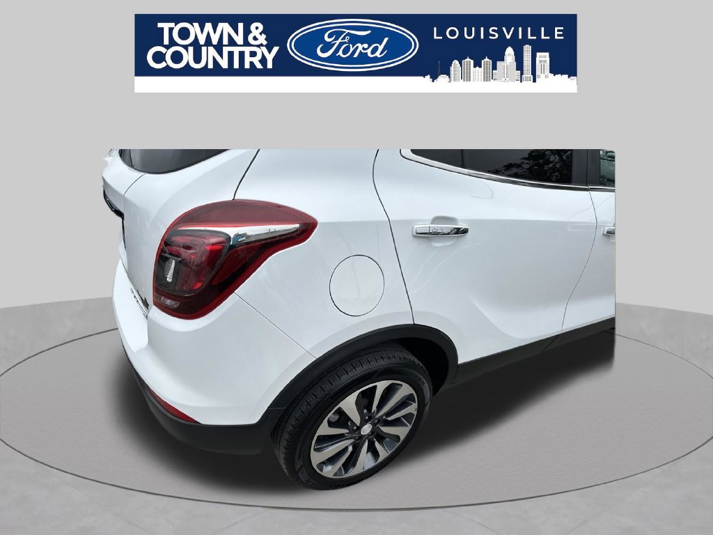 Used 2021 Buick Encore Preferred AWD/4WD image 14