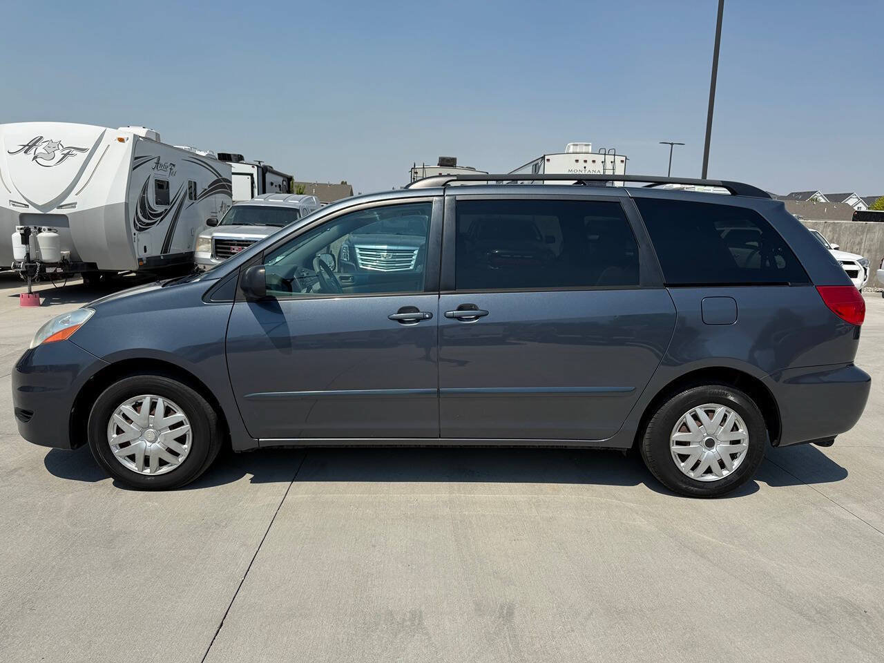 Used 2008 Toyota Sienna LE FWD image 6
