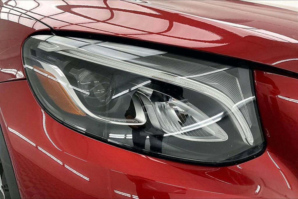 Used 2017 Mercedes-Benz GLC 300 4MATIC image 29