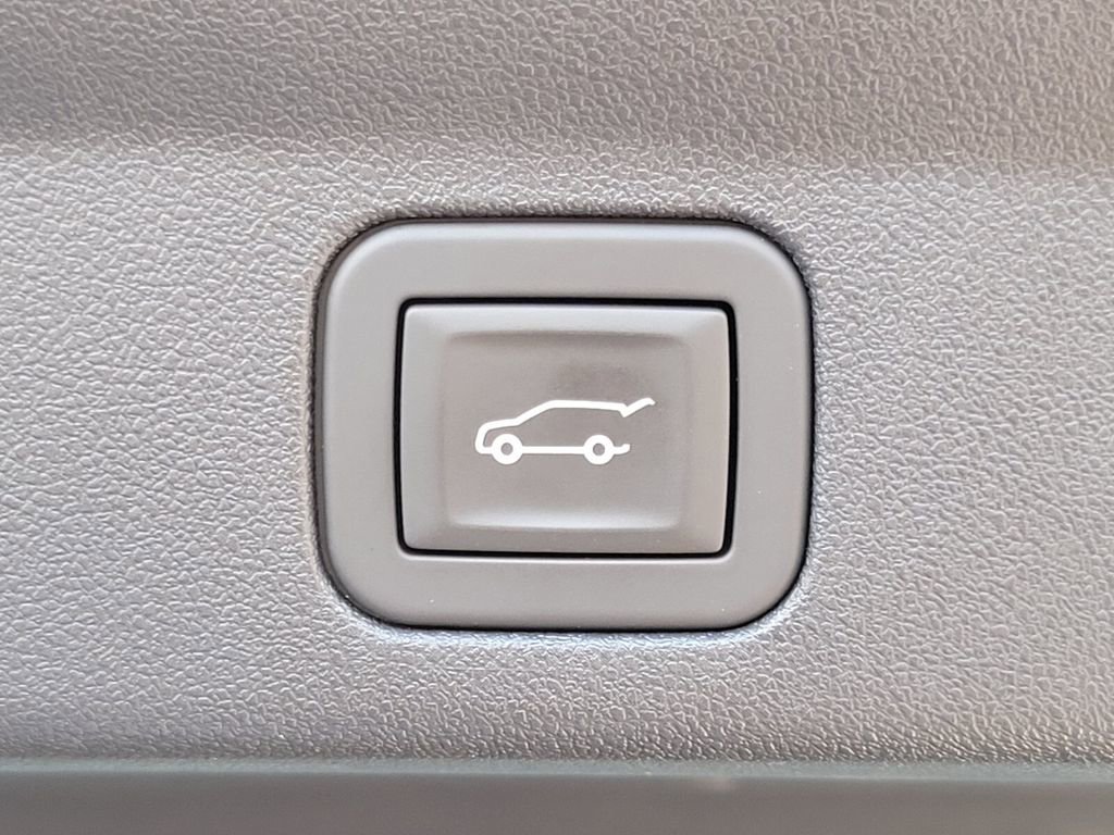 Used 2025 Cadillac Escalade IQ Sport 2 image 31