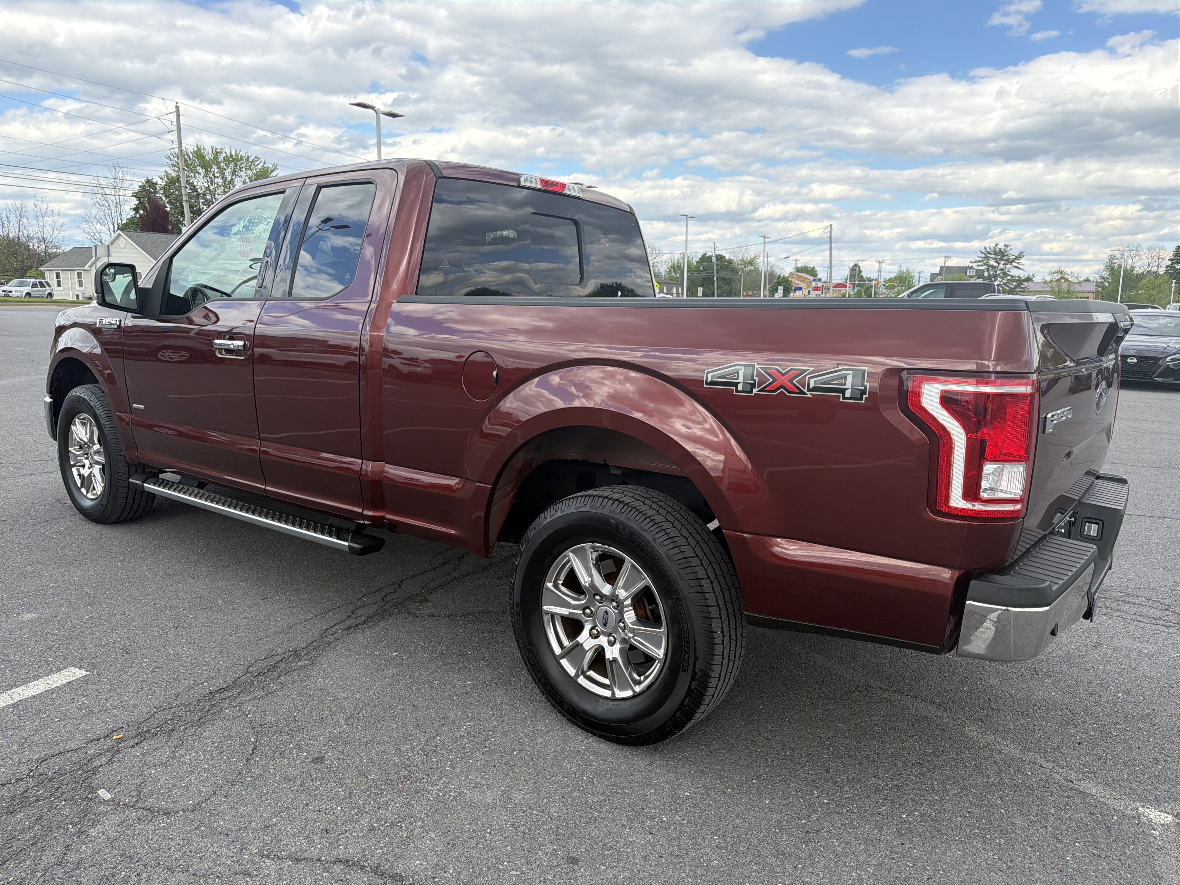 Used 2016 Ford F150 XLT w/ Equipment Group 302A Luxury AWD/4WD image 6
