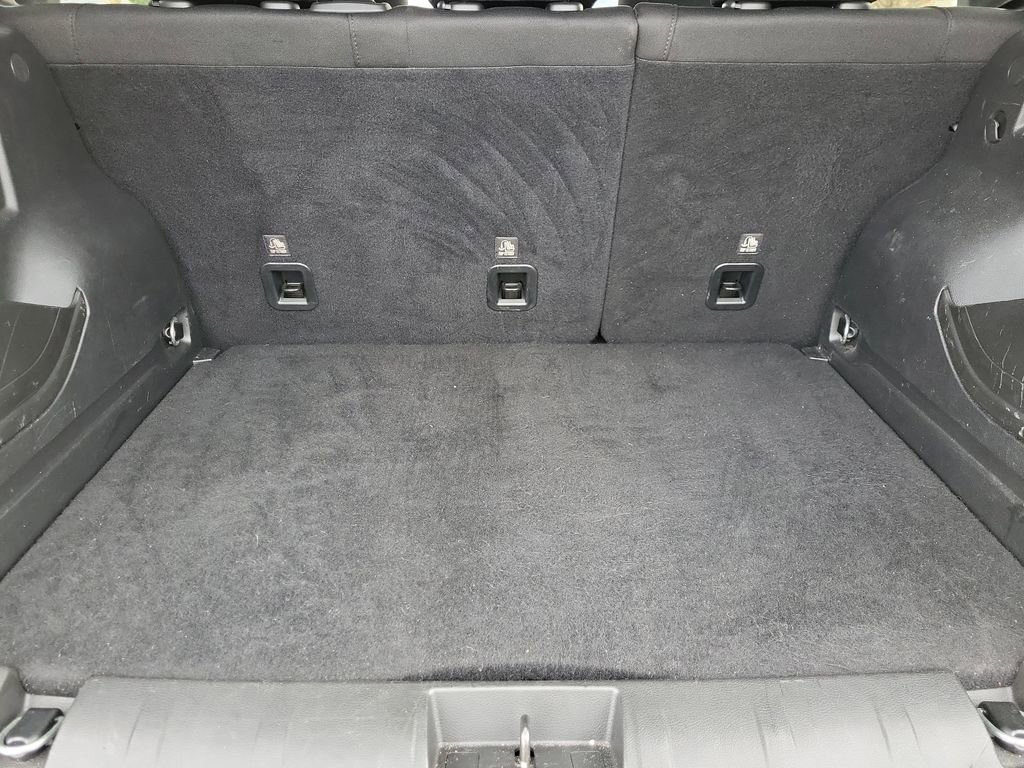 Used 2020 Jeep Renegade Latitude w/ Cold Weather Group image 17