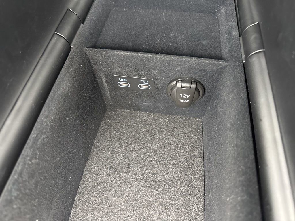Used 2024 Genesis G90 3.5T AWD/4WD image 31