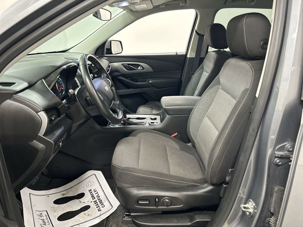 Used 2019 Chevrolet Traverse LT image 9