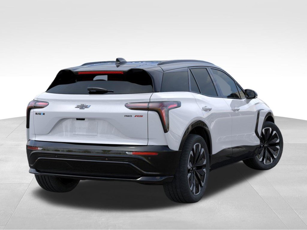 New 2027 Chevrolet Blazer EV RS w/ Super Cruise Package AWD/4WD image 4