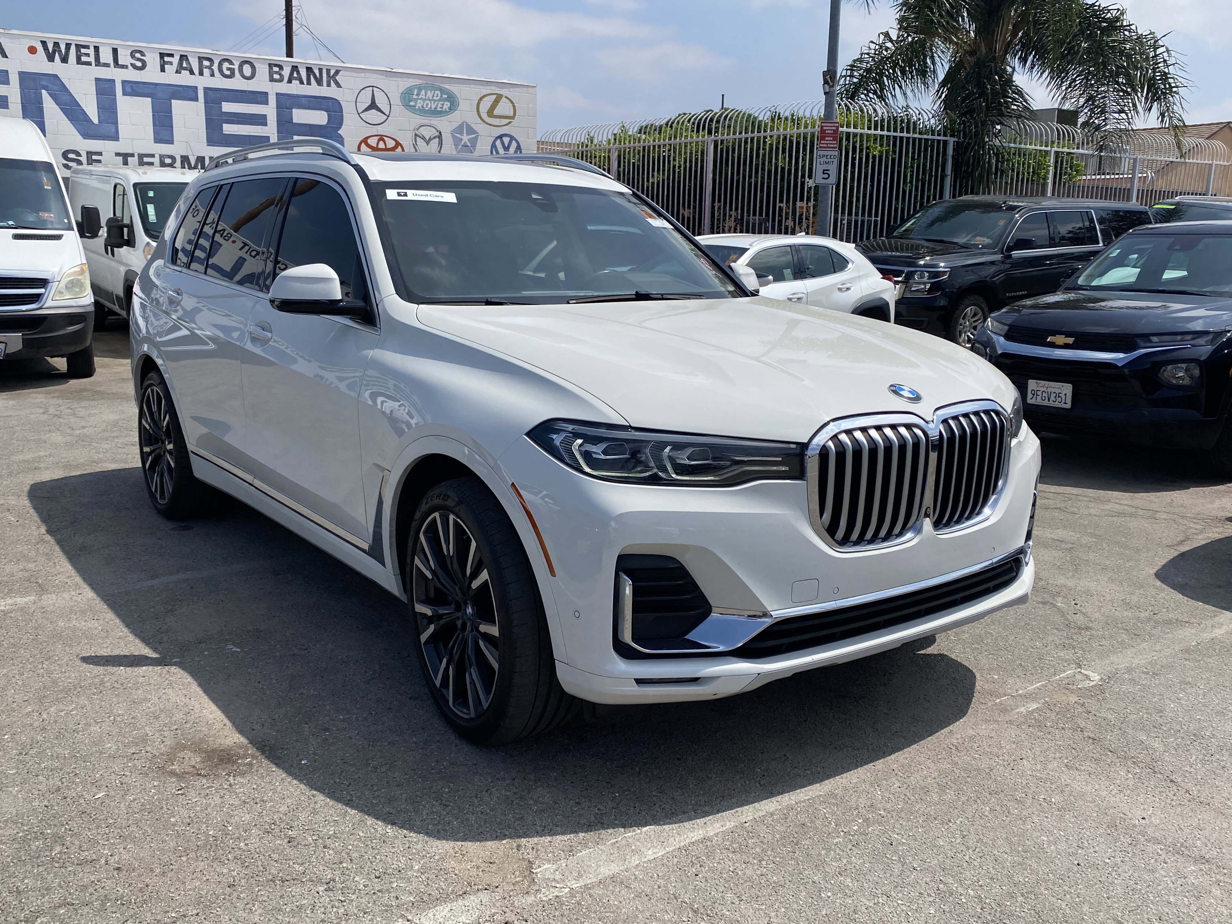 Used 2021 BMW X7 xDrive40i w/ Cold Weather Package AWD/4WD image 7