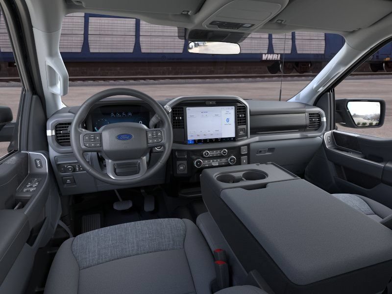New 2026 Ford F150 XLT w/ XLT Chrome Appearance Package RWD image 10