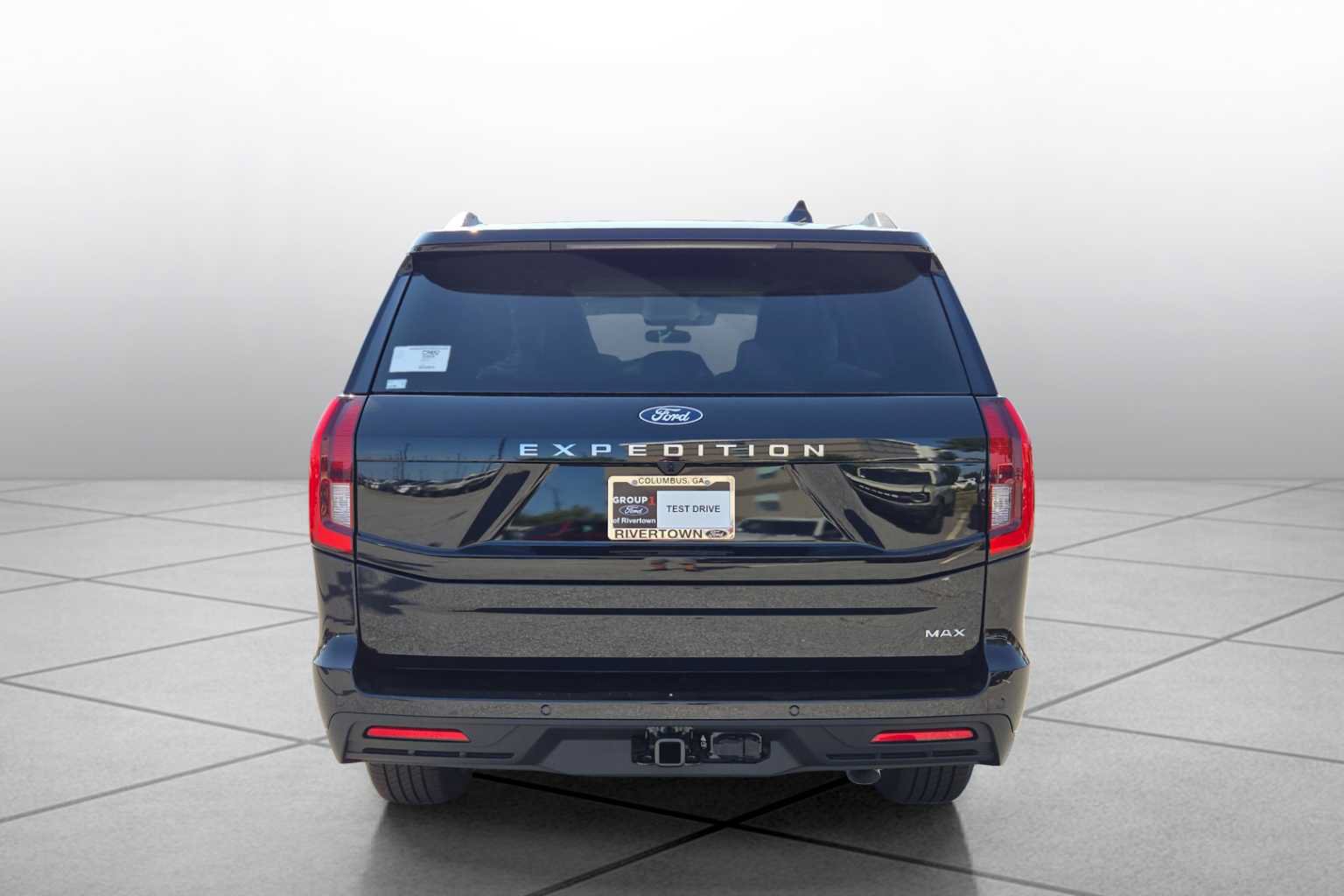 New 2027 Ford Expedition Max Active RWD image 4